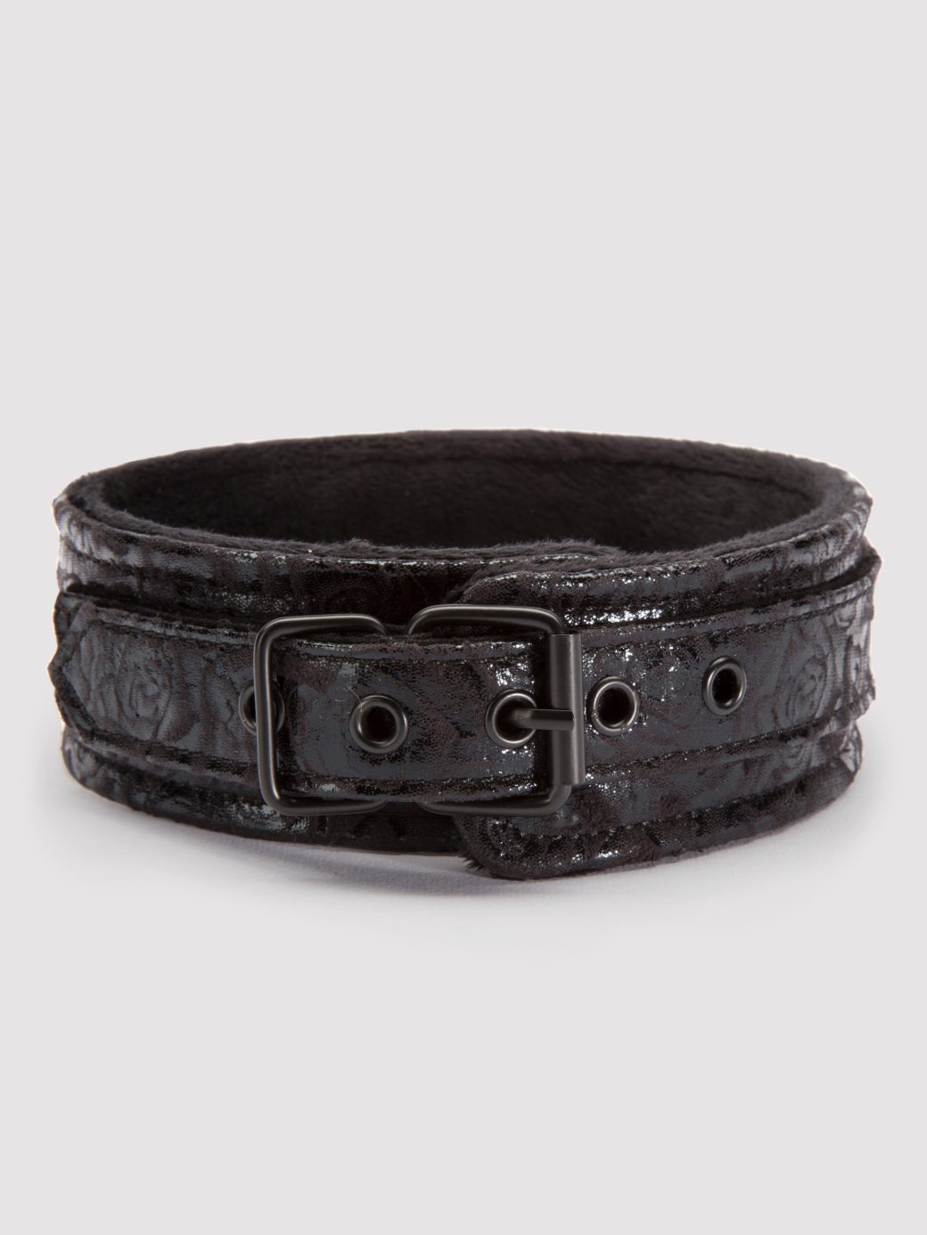 Black Rose Faux Fur Lined Collar and Lead Set - Image 4